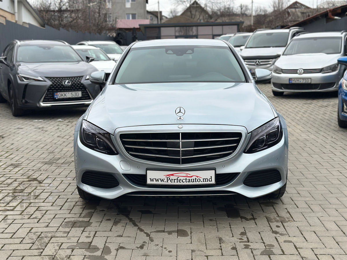 Mercedes C-Class фото 13