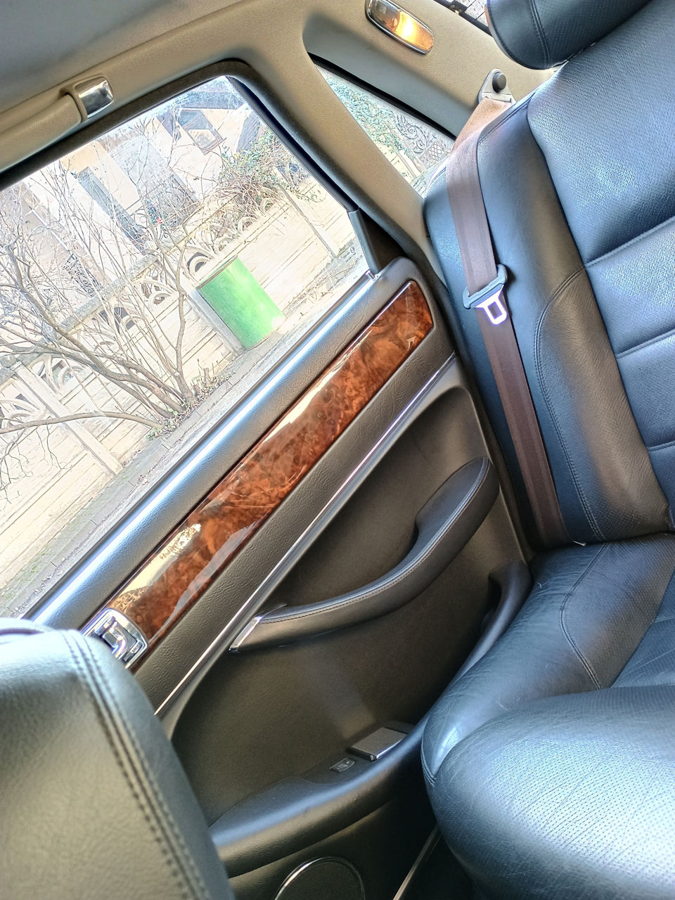 Jaguar XJ6 foto 6