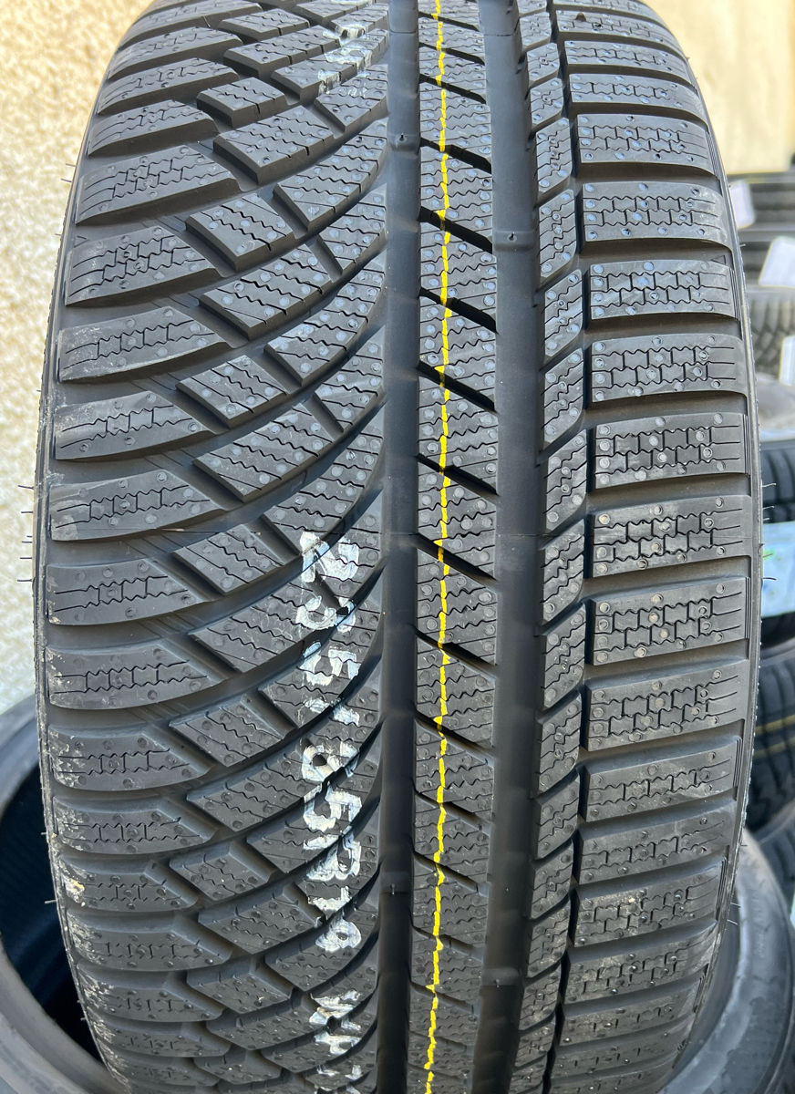 235/35 R19 Kumho Wintercraft WP72/ Доставка, livrare toata Moldova foto 2