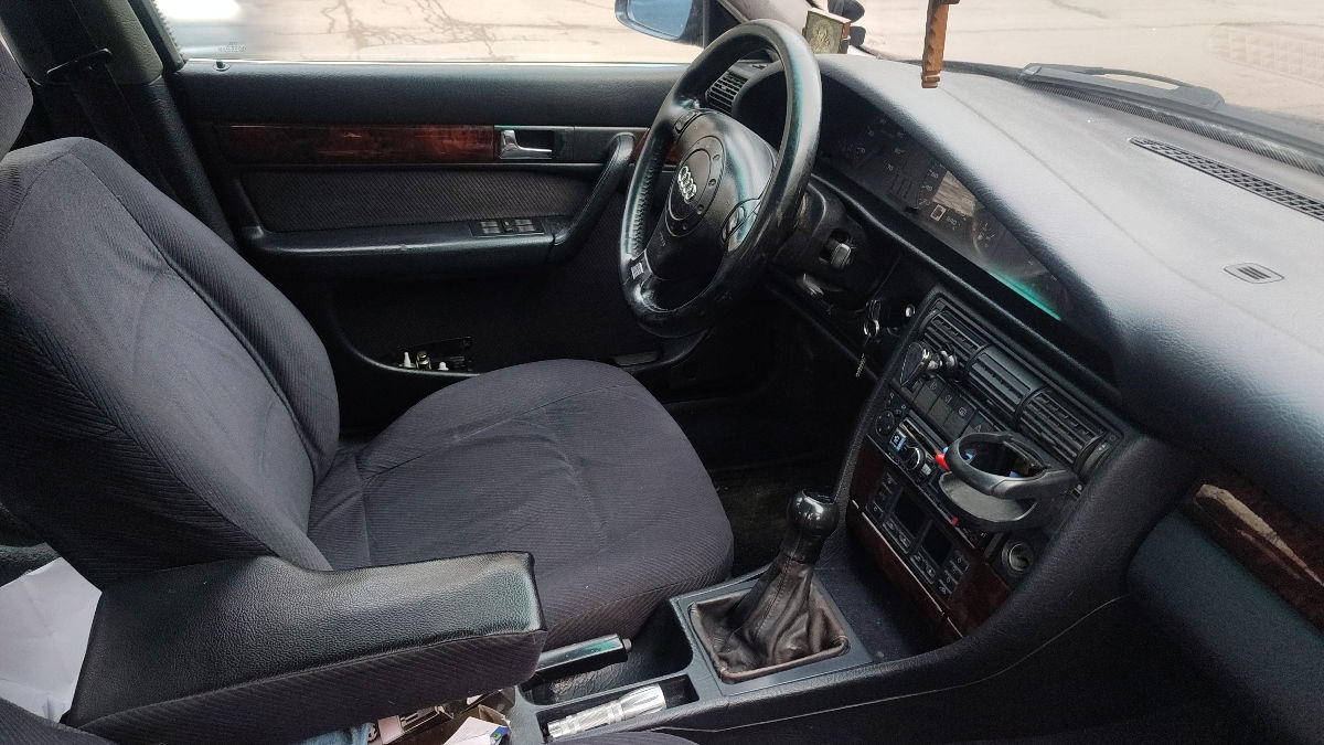 Audi 100 фото 5