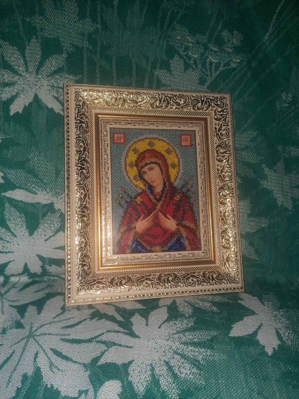 Иконы из бисера