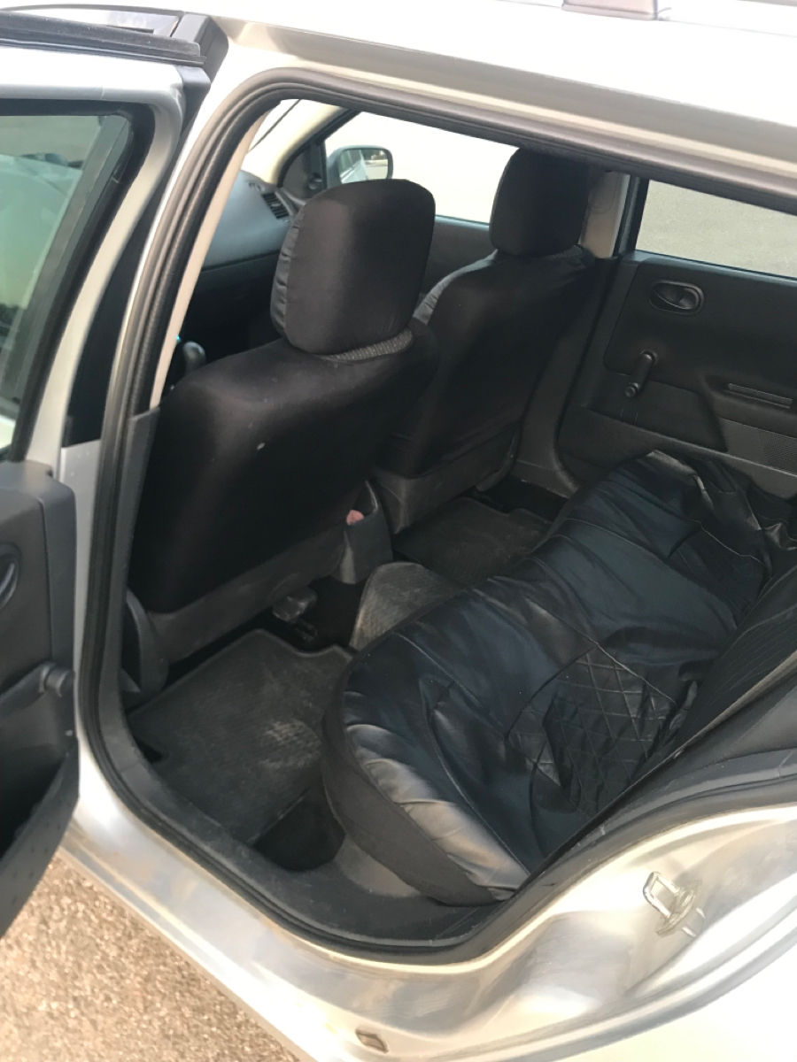 Renault Megane фото 2
