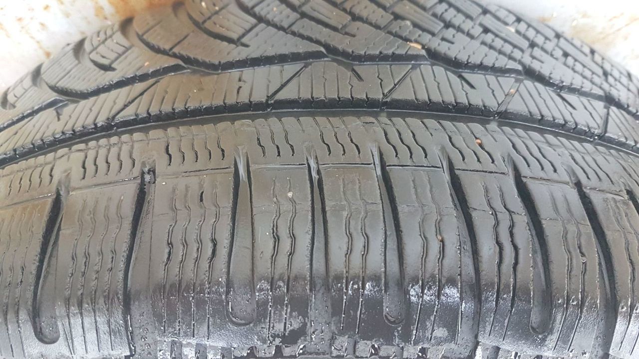 R18 245/50 Зимние шины Michelin