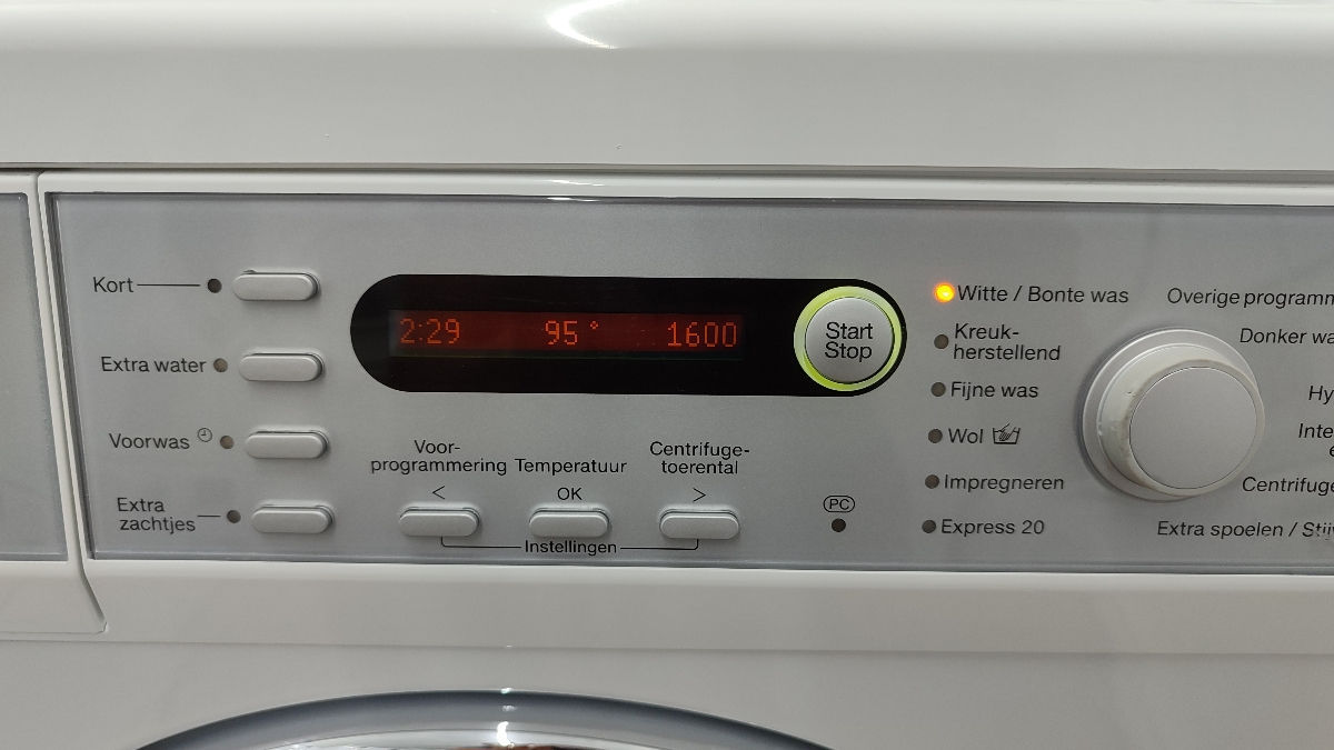Комплект Miele: стиральная машина + сушка фото 6