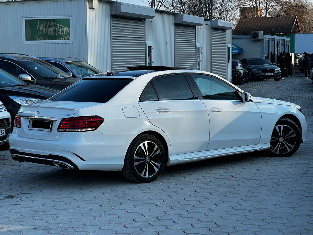 Mercedes E-Class foto 3