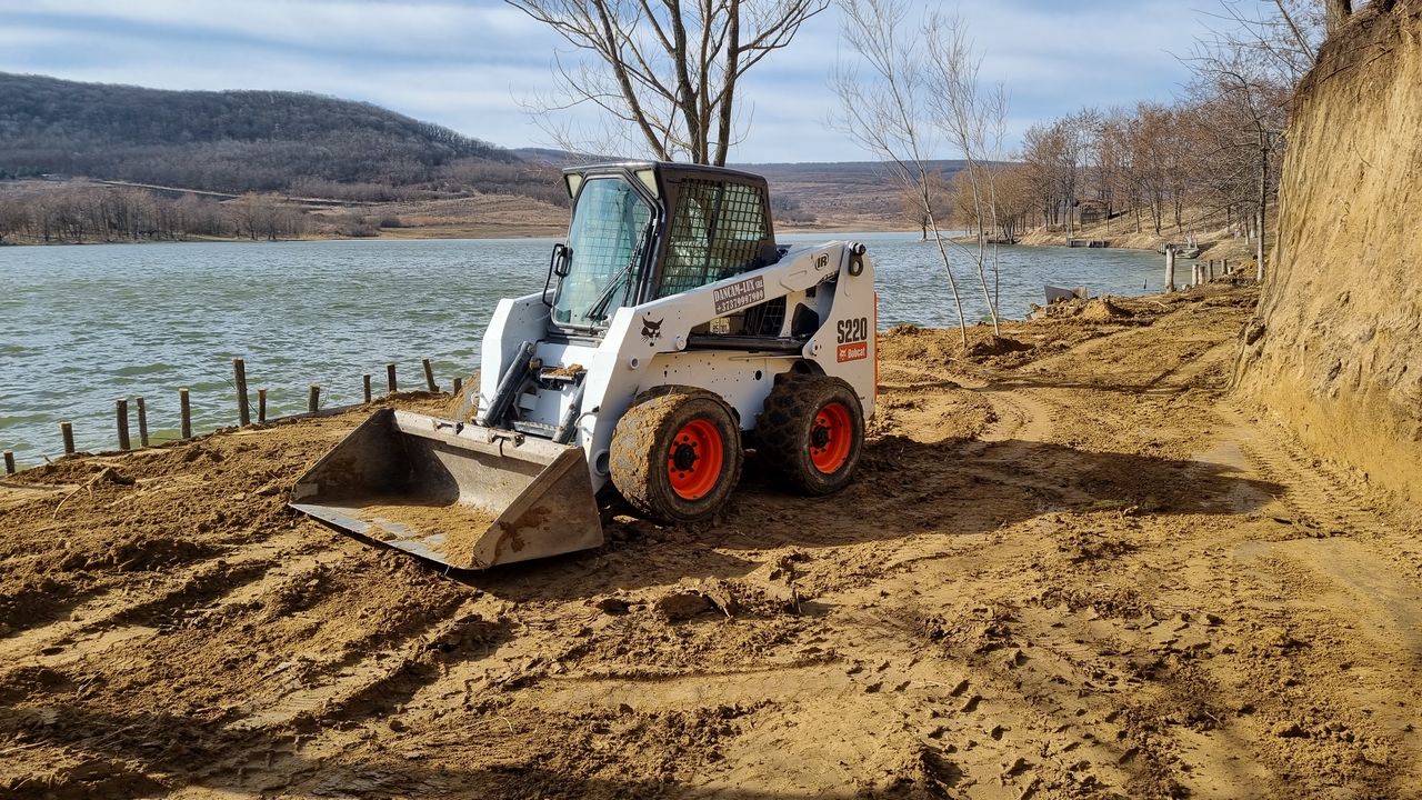 Bobcat +miniexcavtor + basculanta фото 6