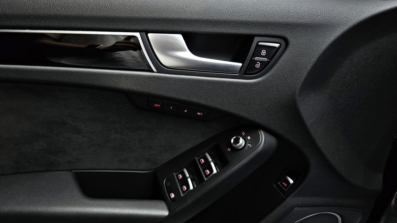 Audi A4 фото 17
