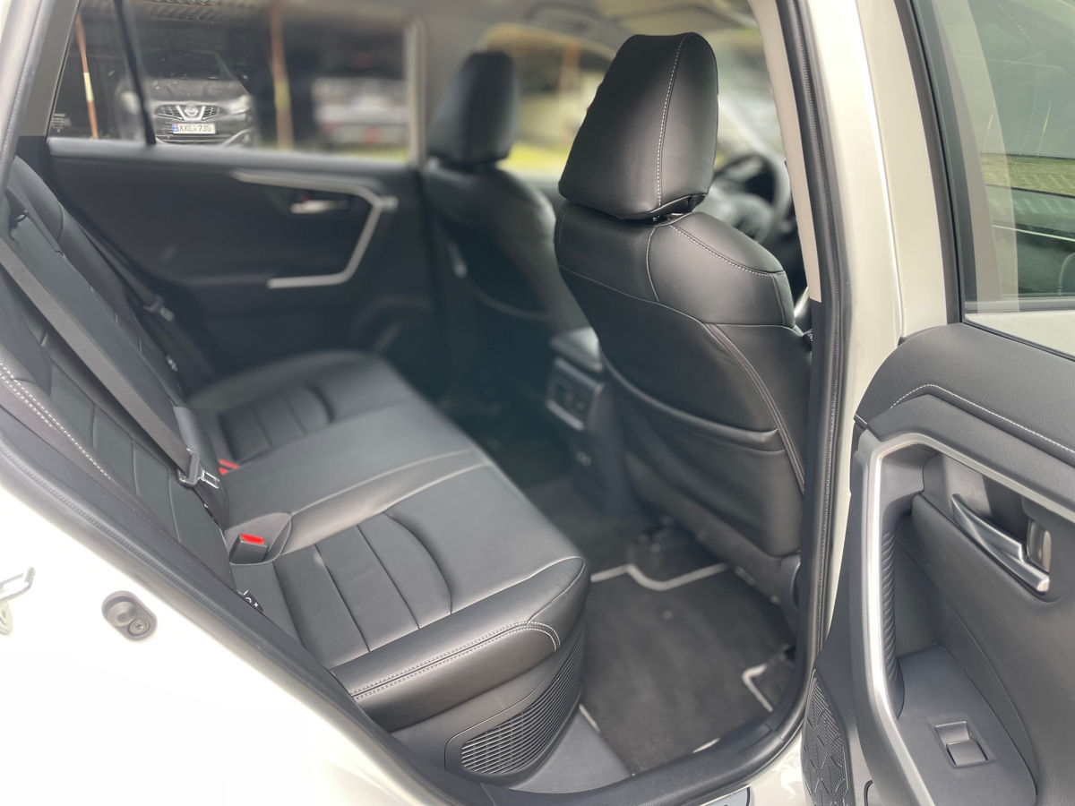 Toyota Rav 4 foto 5