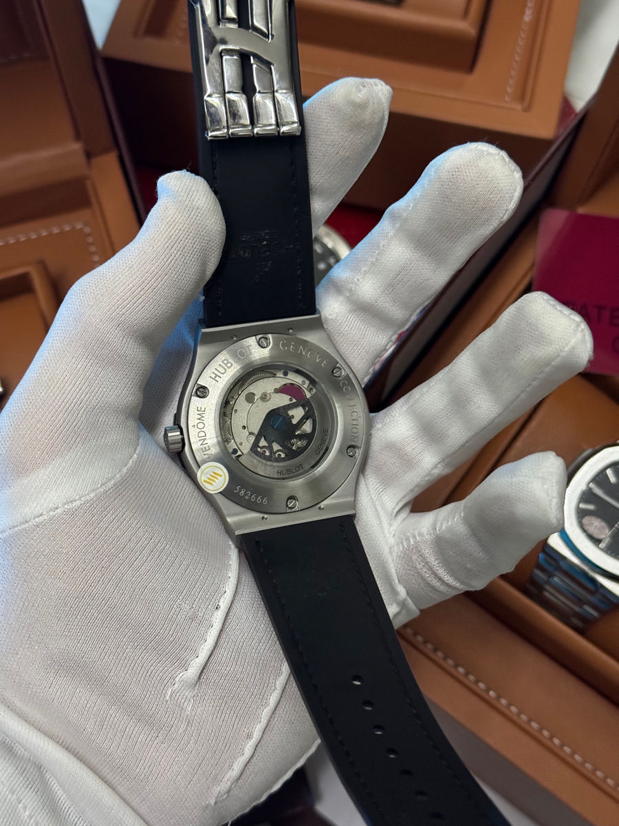  Ceasuri bărbătești  Hublot foto 2