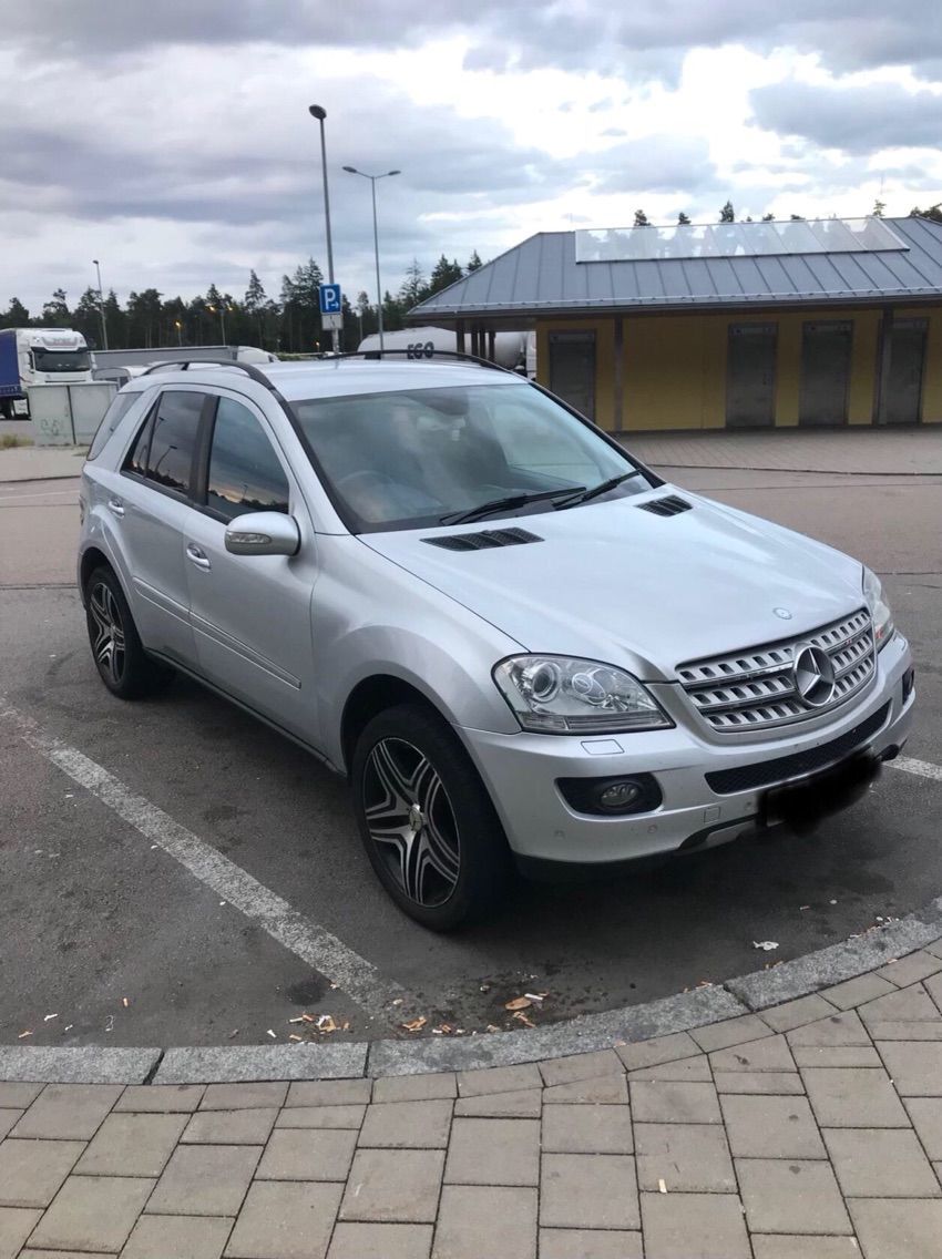 Mercedes ml w164 raborca ml разборка запчасти dezmembrare piese ml 320 запчасти разборка zapciasti foto 4