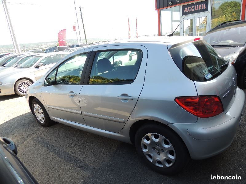 Piese auto  peugeot 307   1.6 hdi  2.0 hdi 1.4 hdi  1.6 benzin foto 1