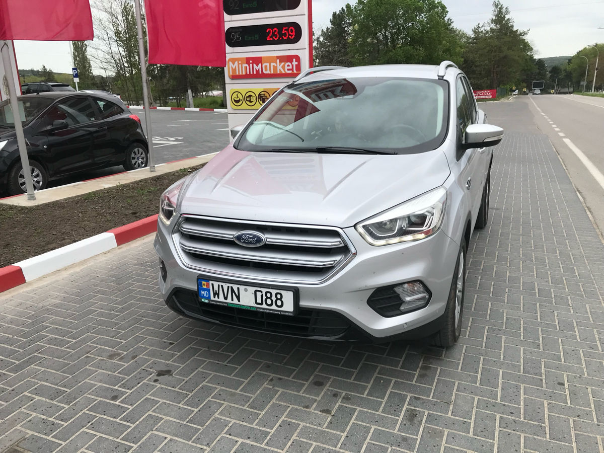 Ford Kuga foto 9