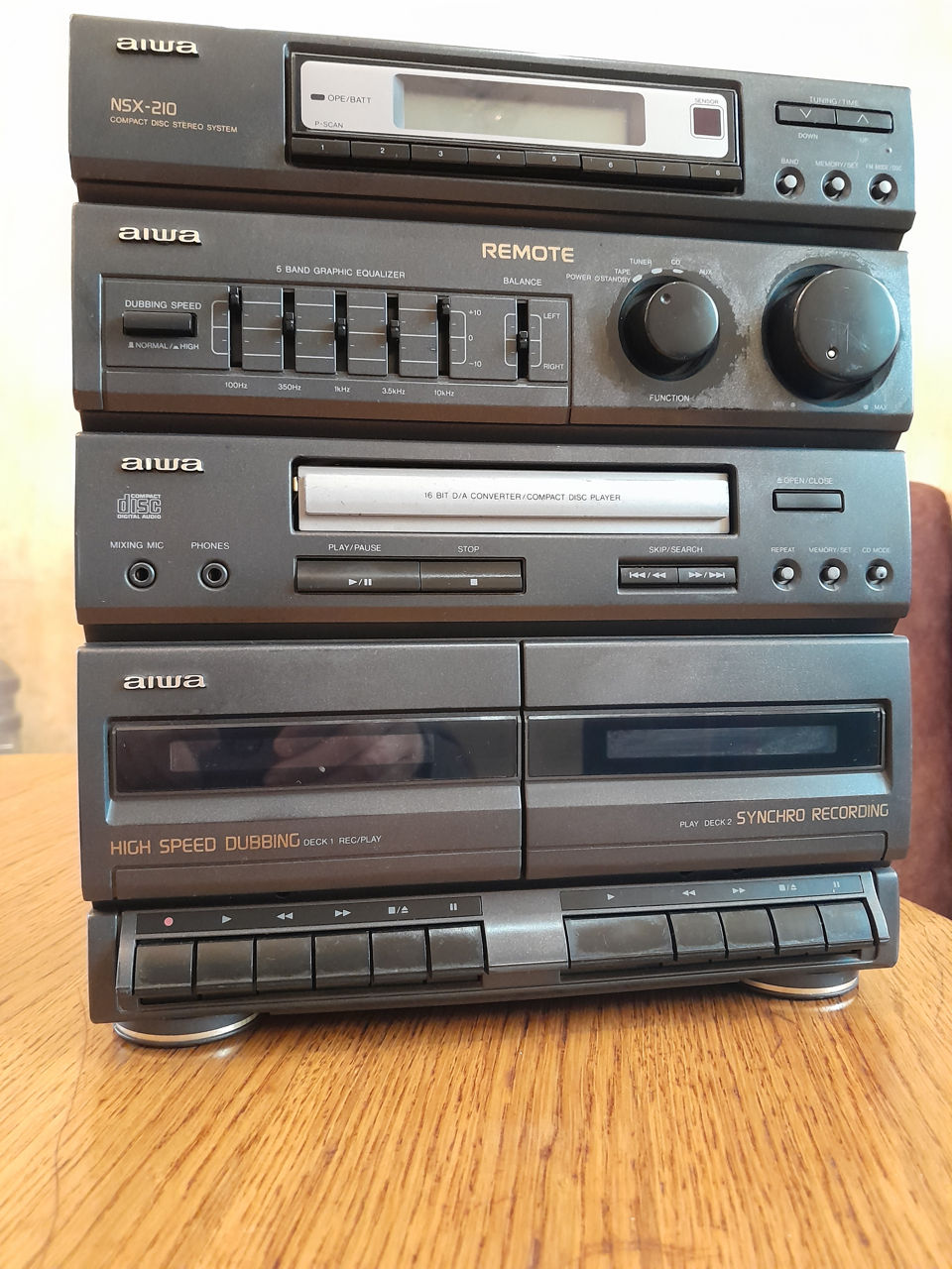 AIWA NSX-210 compact disc stereo system. foto 2