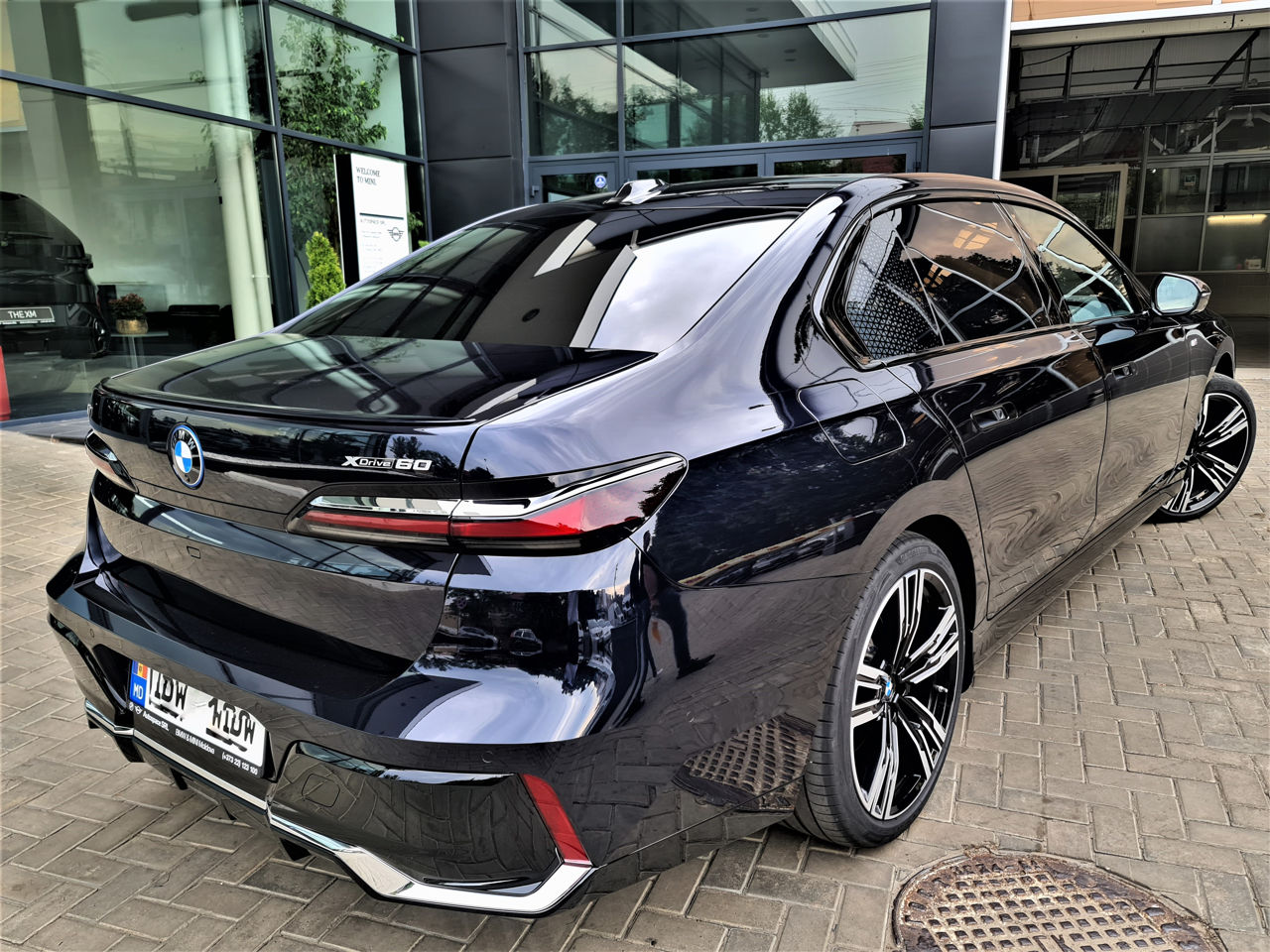 BMW 7 Series foto 1