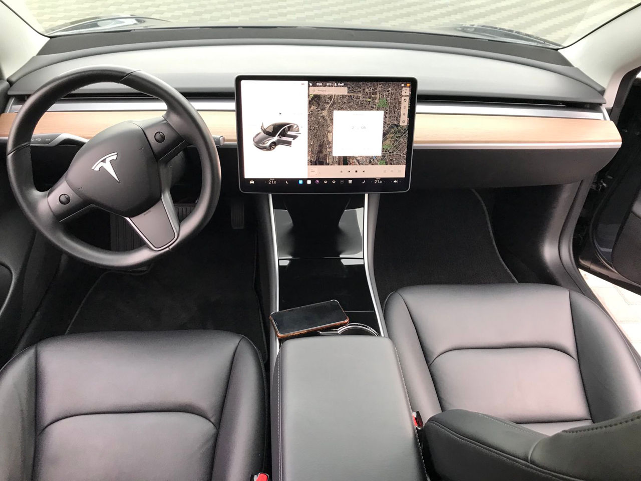 Tesla Model 3 foto 10