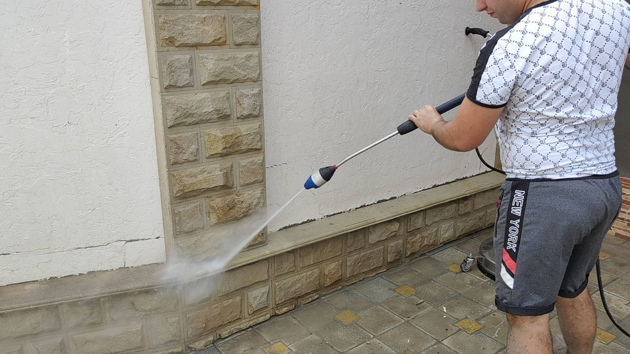 Servicii de cleaning pentru exterior: spalare fatade, acoperisuri, spalare pavaje, garduri, etc. foto 4
