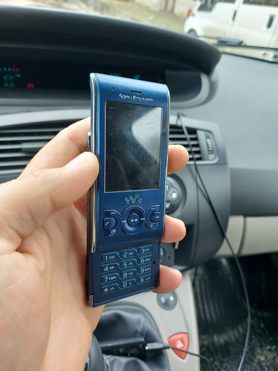 Sony Ericsson W595 Срочно