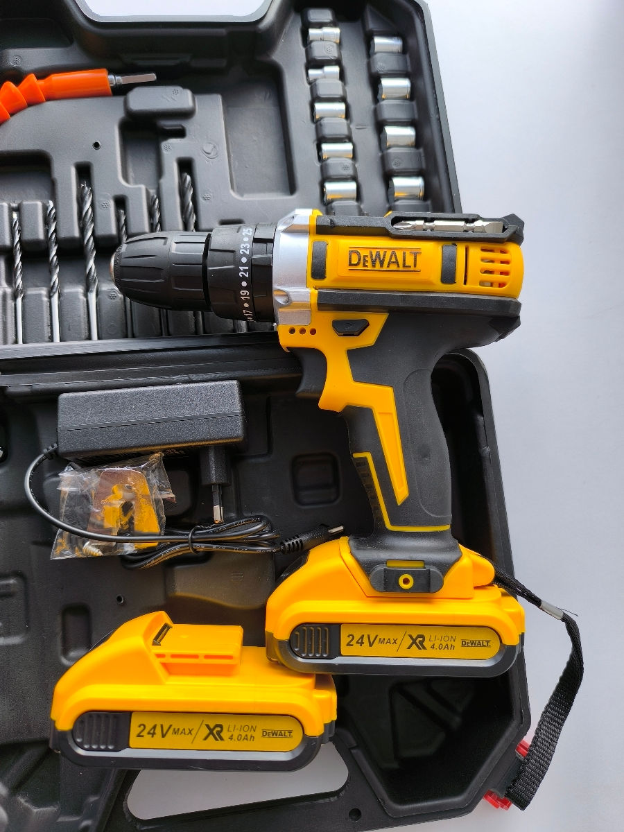 Noua maşina de insurubat DeWalt 24v foto 0