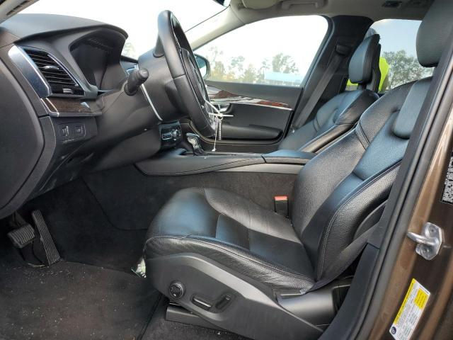 Volvo XC90 foto 6