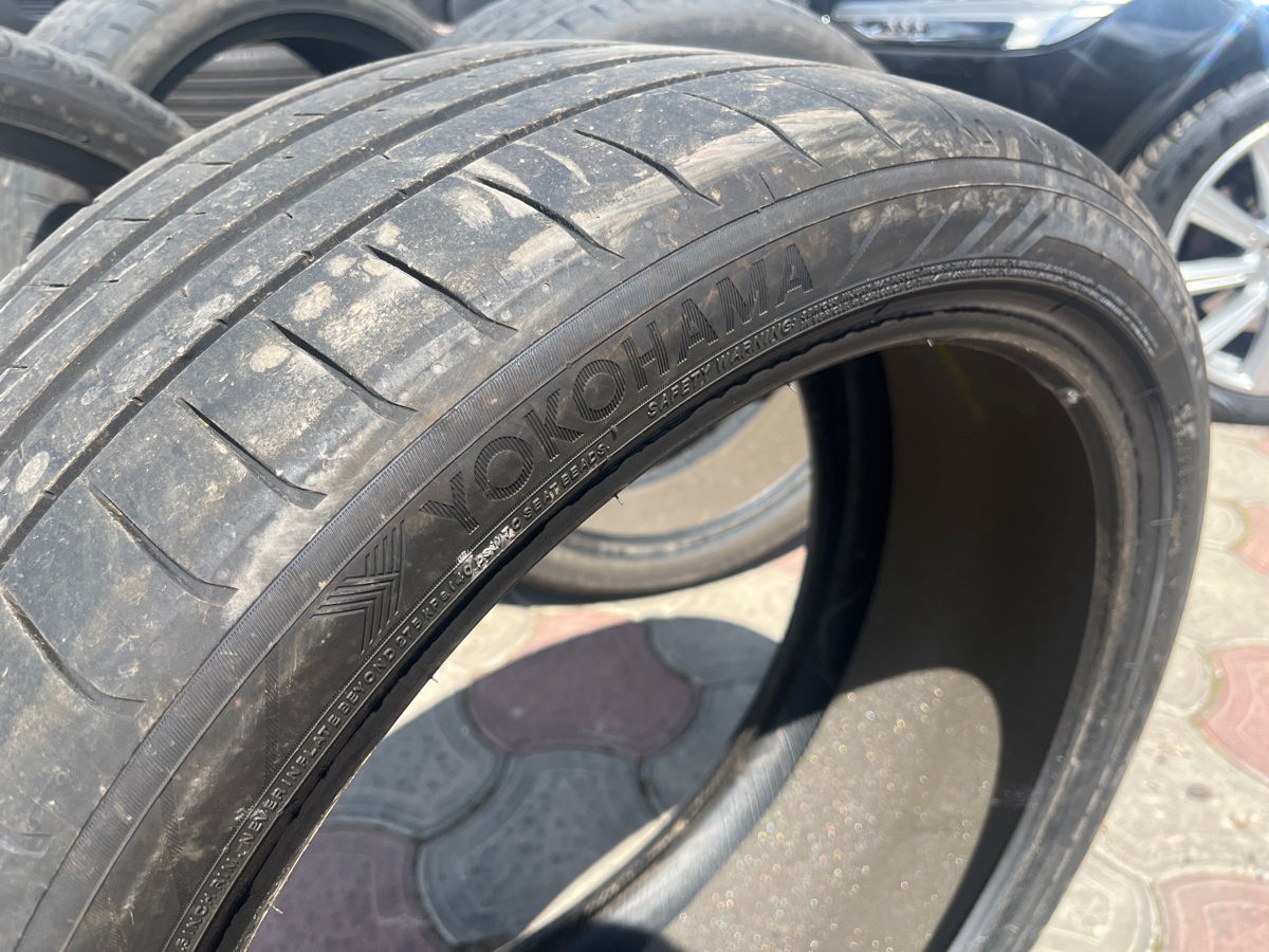 Yokohama 315/30 R22 foto 1