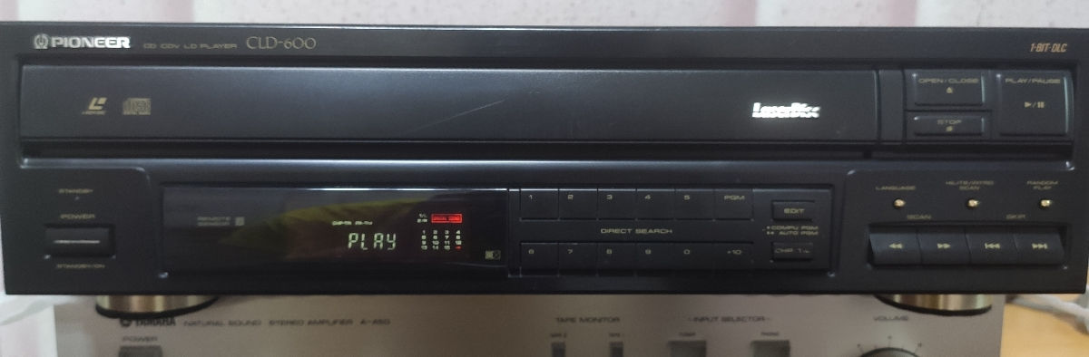Pioneer CLD 600 foto 0