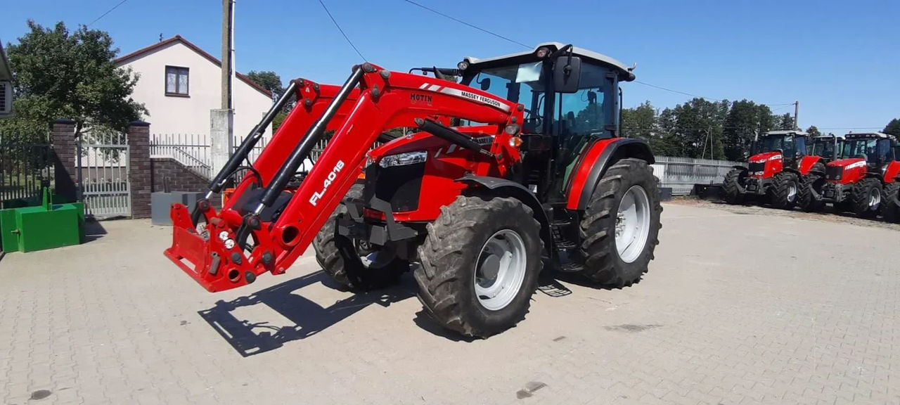 Massey Ferguson 5710 foto 0