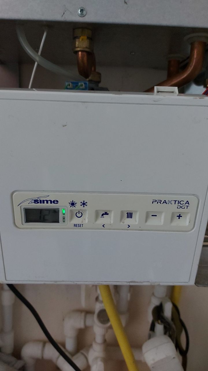 Котлы всех марок ремонт#vaillant imergaz ariston nova florida vision # piese de schimb. фото 9