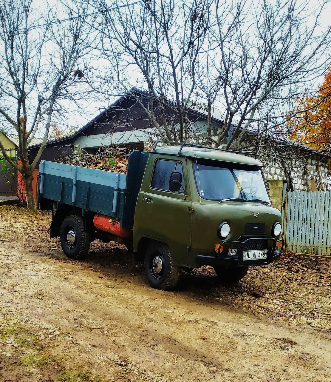 Уаз 3303 фото сзади