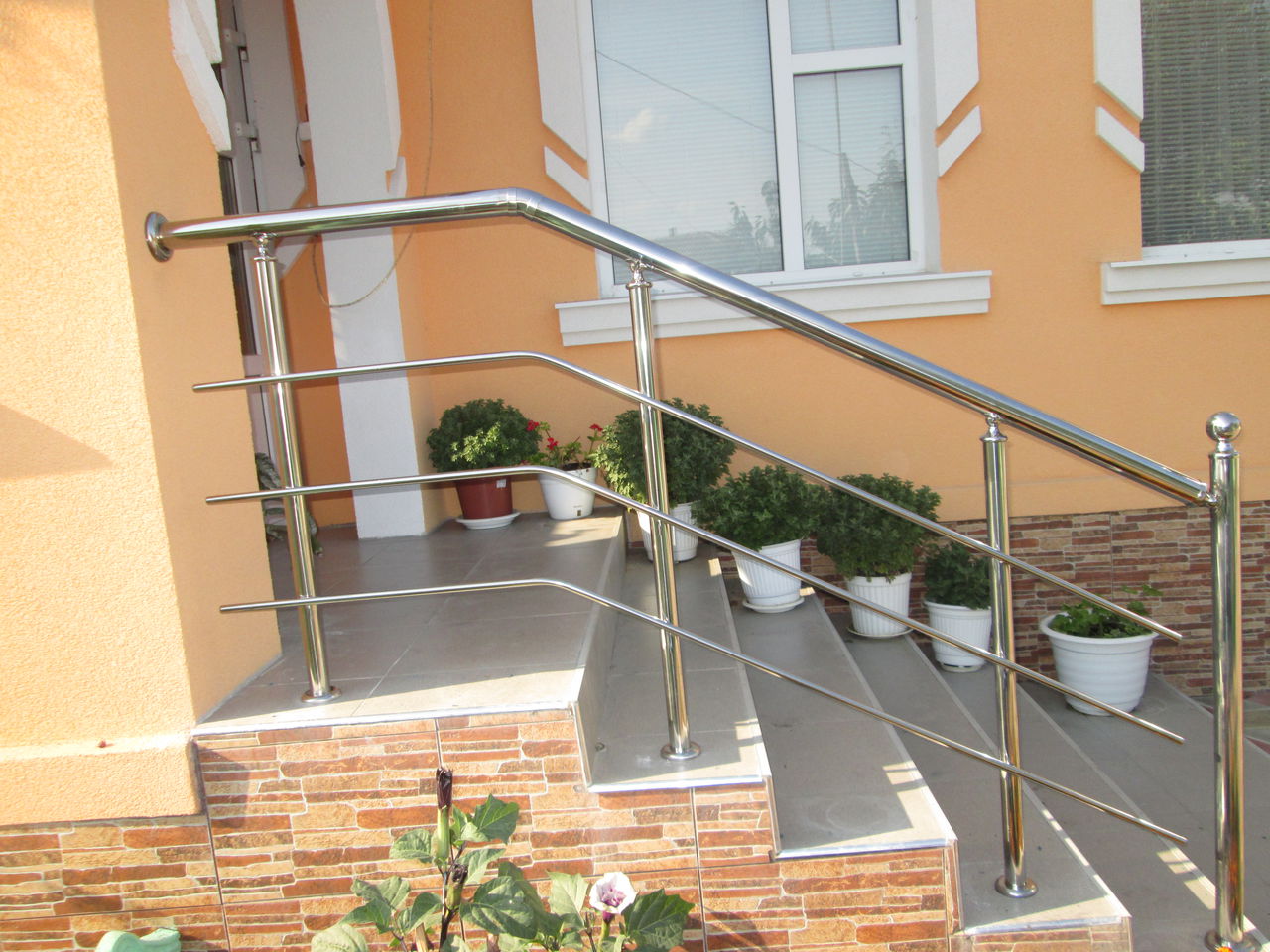 Перила из нержавейки , плексиглас и алюминия!!! balustrade din inox , plexiglas si aluminiu. фото 5