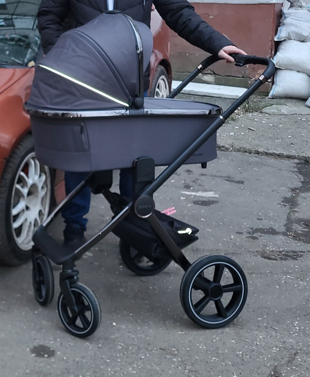 Коляска Carrello Ultimo 2 в 1 и автолюлька kikkaboo i-trail foto 0