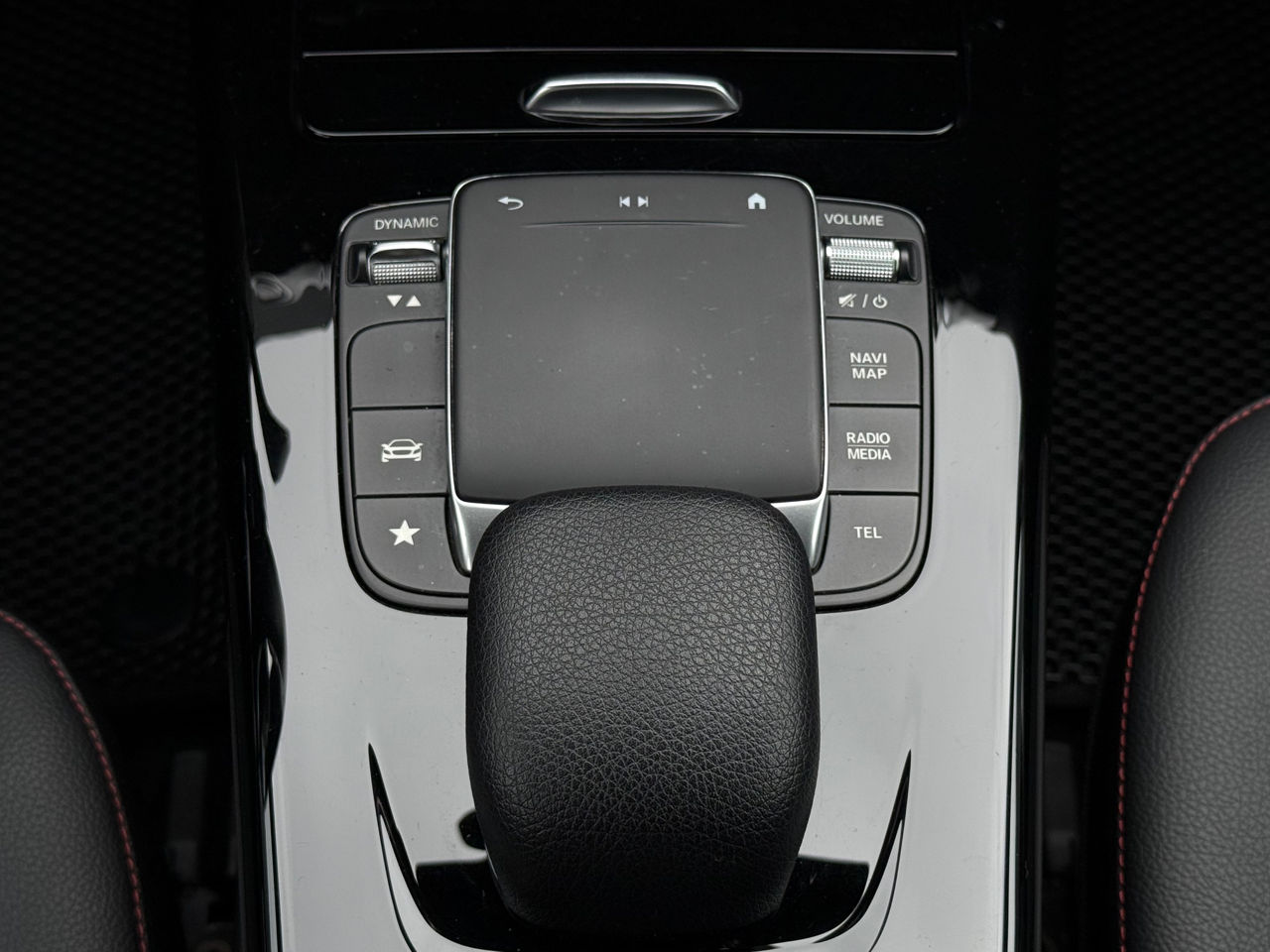 Mercedes CLA foto 15