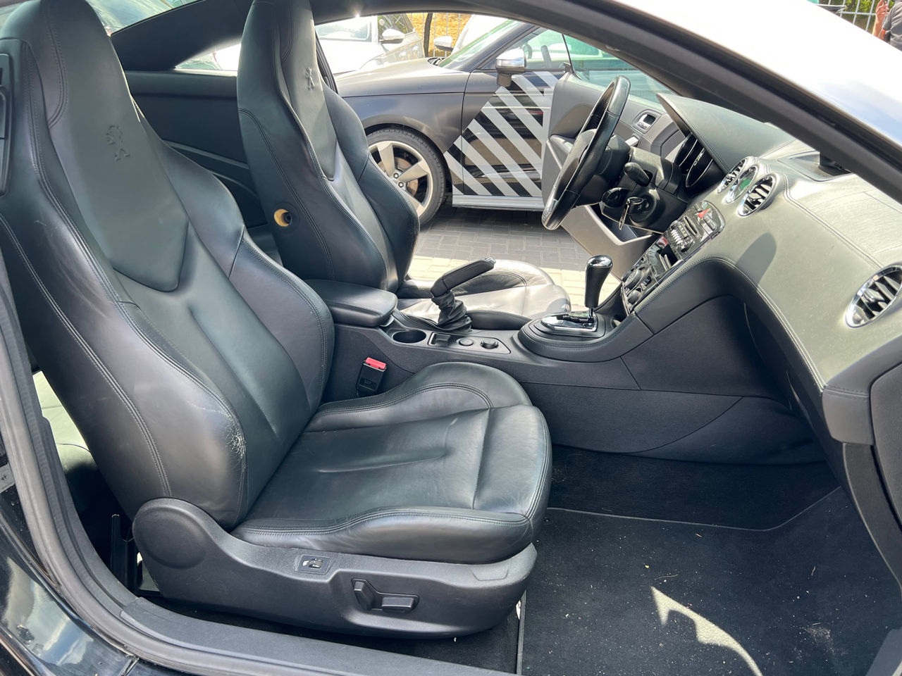 Peugeot RCZ фото 10