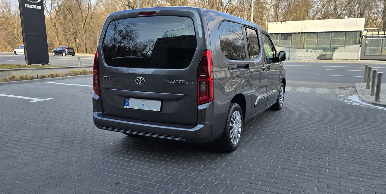 Toyota Proace City foto 9