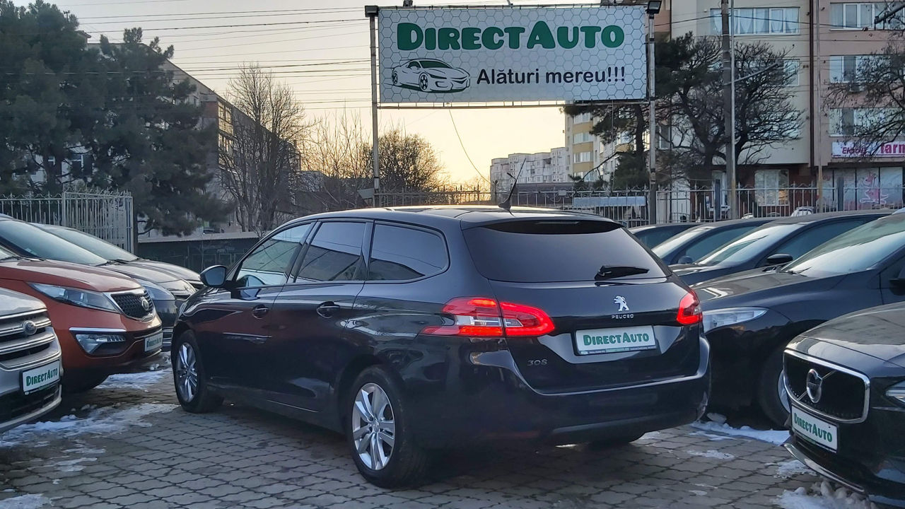 Peugeot 308 foto 6