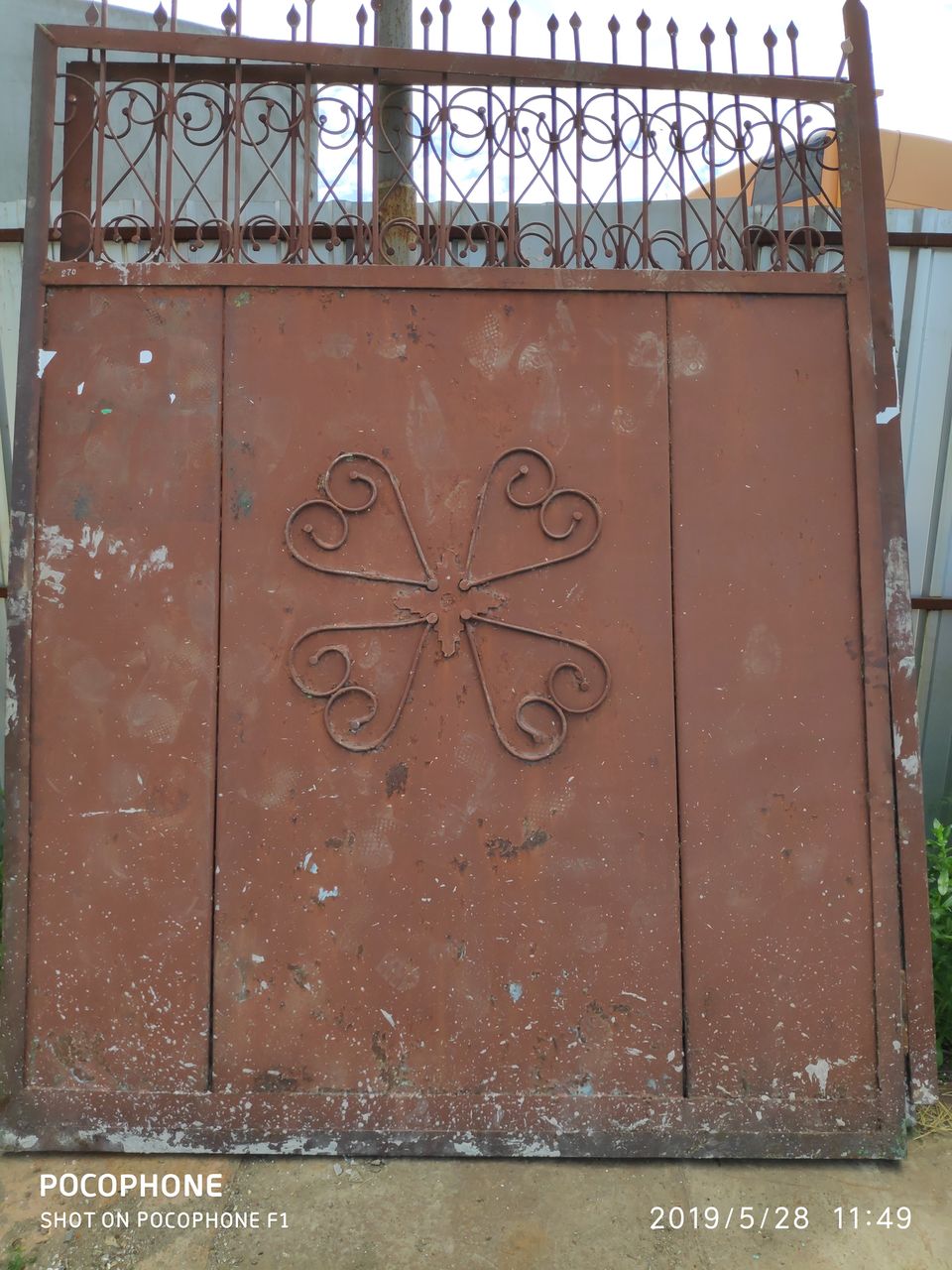 Porți metalice. Uși garaj. foto 4