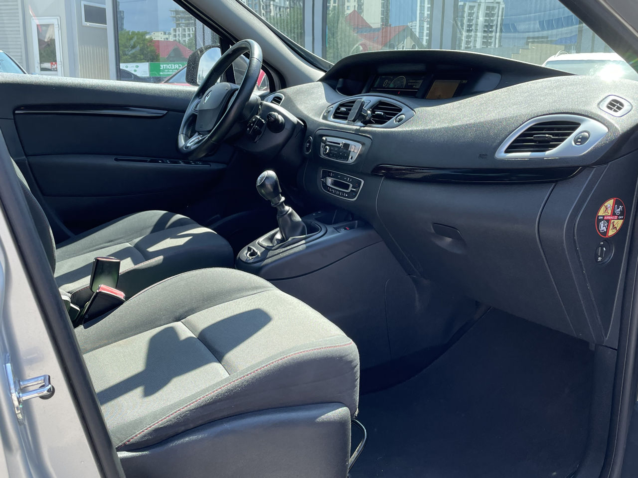 Renault Scenic foto 15