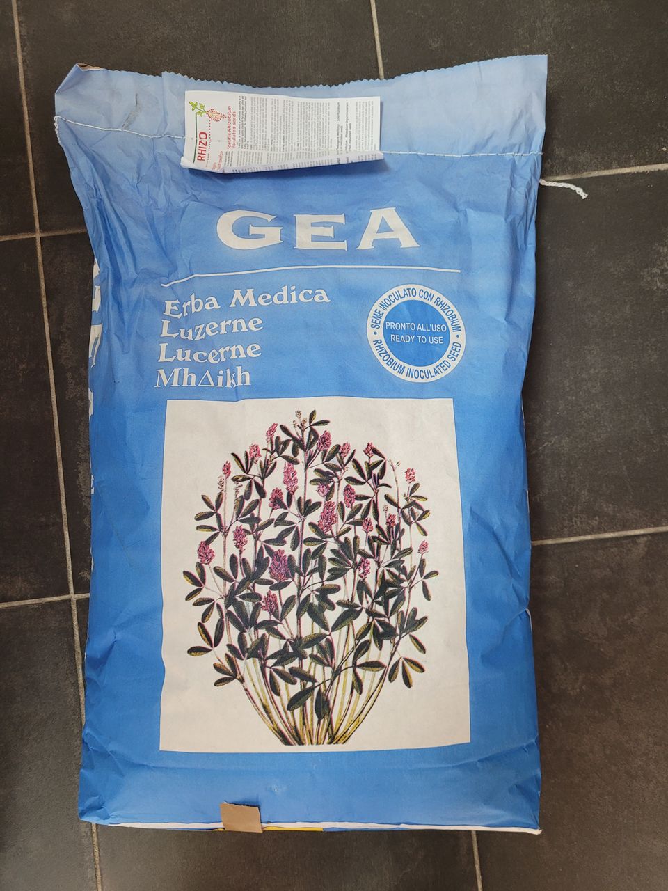 Vindem seminte de lucerna din Moldova, Italia, Olanda, pentru cei care le pasa de munca  lor! foto 1