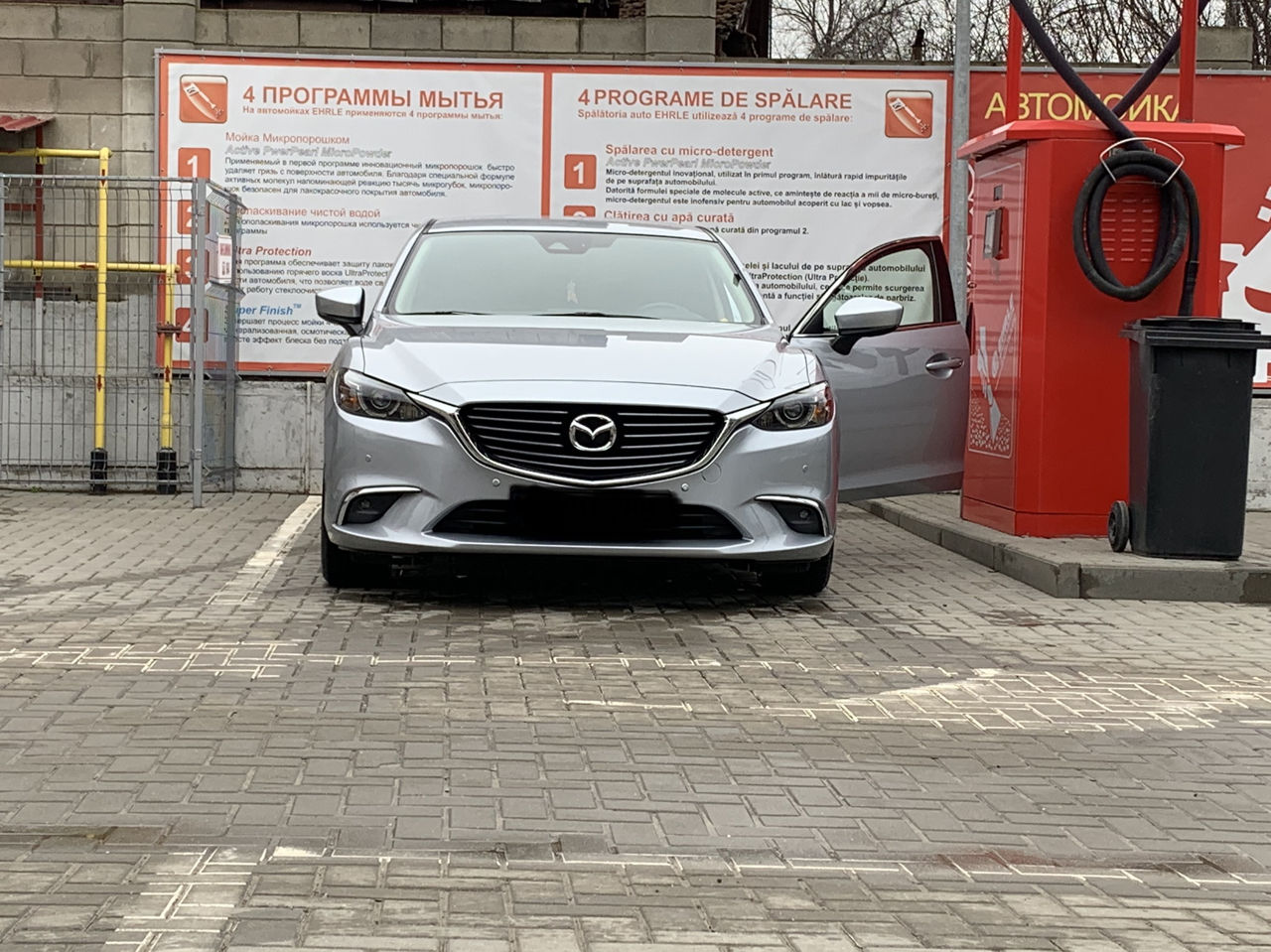 Mazda 6 foto 4