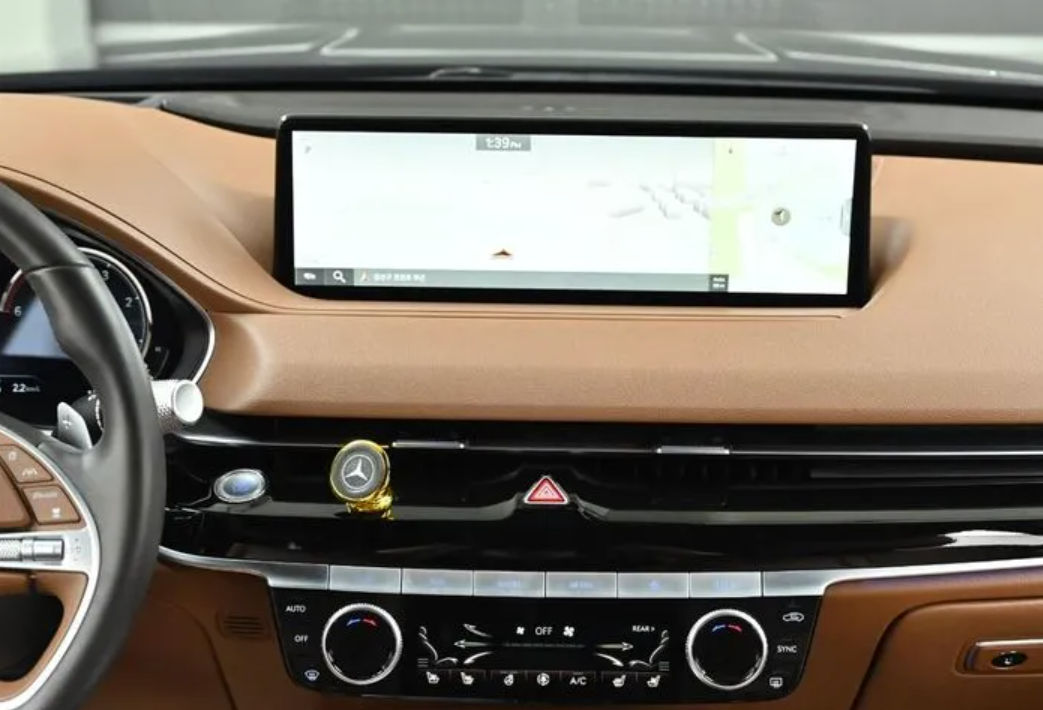 Genesis G80 foto 9