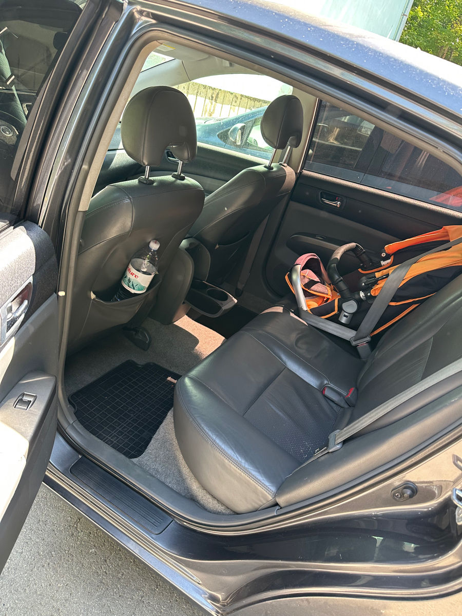 Toyota Prius foto 8