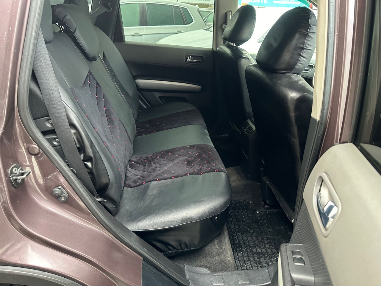 Nissan X-Trail foto 16