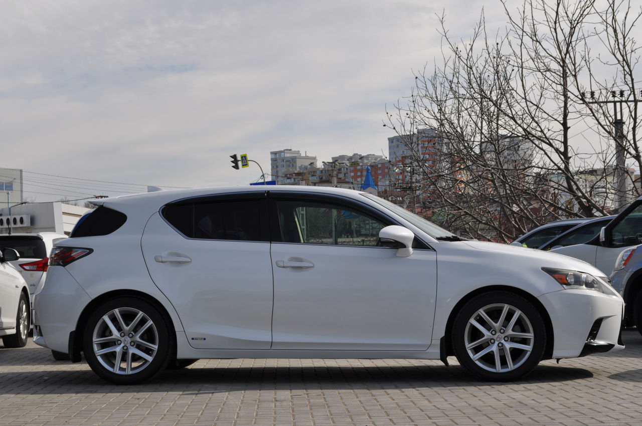 Lexus CT Series foto 3