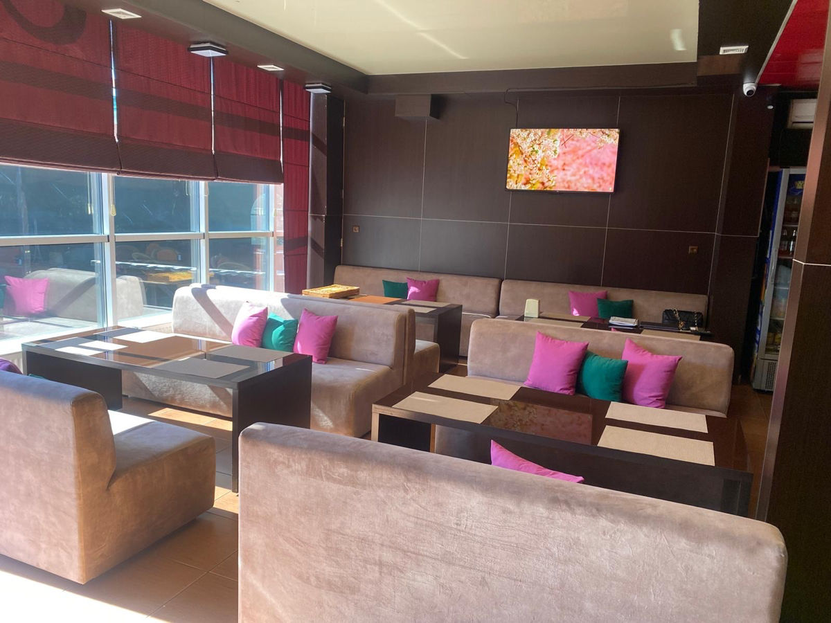 Mese si Canapele p-ru bar cafenea foto 1