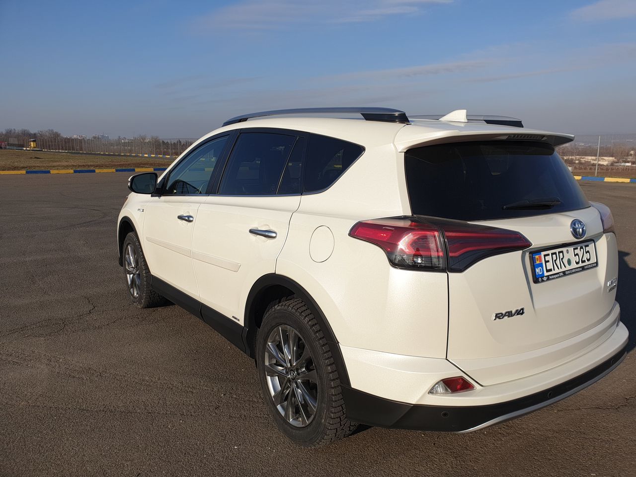 Chirie auto. 24/24. Rent a car. Аренда авто 24/24 foto 7