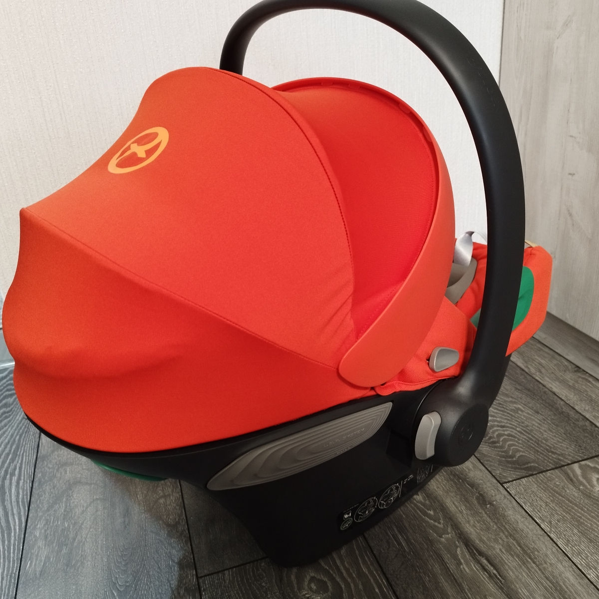 Nou! Vând scoică auto Cybex Aton S2 i-Size + bază Isofix – nouă!
 foto 1