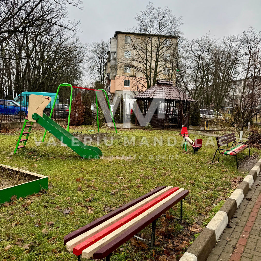 Apartament cu 2 camere,  8 cartier,  Bălți,  Bălți mun. foto 2