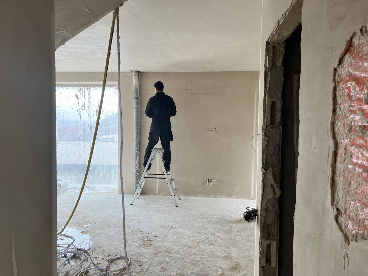 Tencuială stucatura  mecanizată foto 1