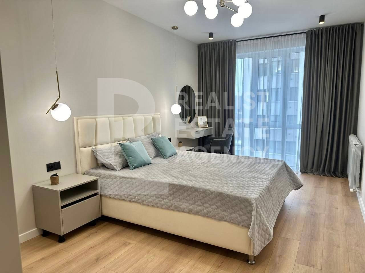 Apartament cu 2 camere, 70 m², Buiucani, Chișinău foto 0