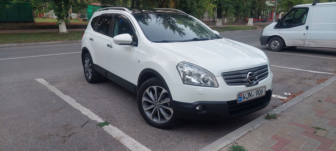 Chirie Auto Ungheni foto 0