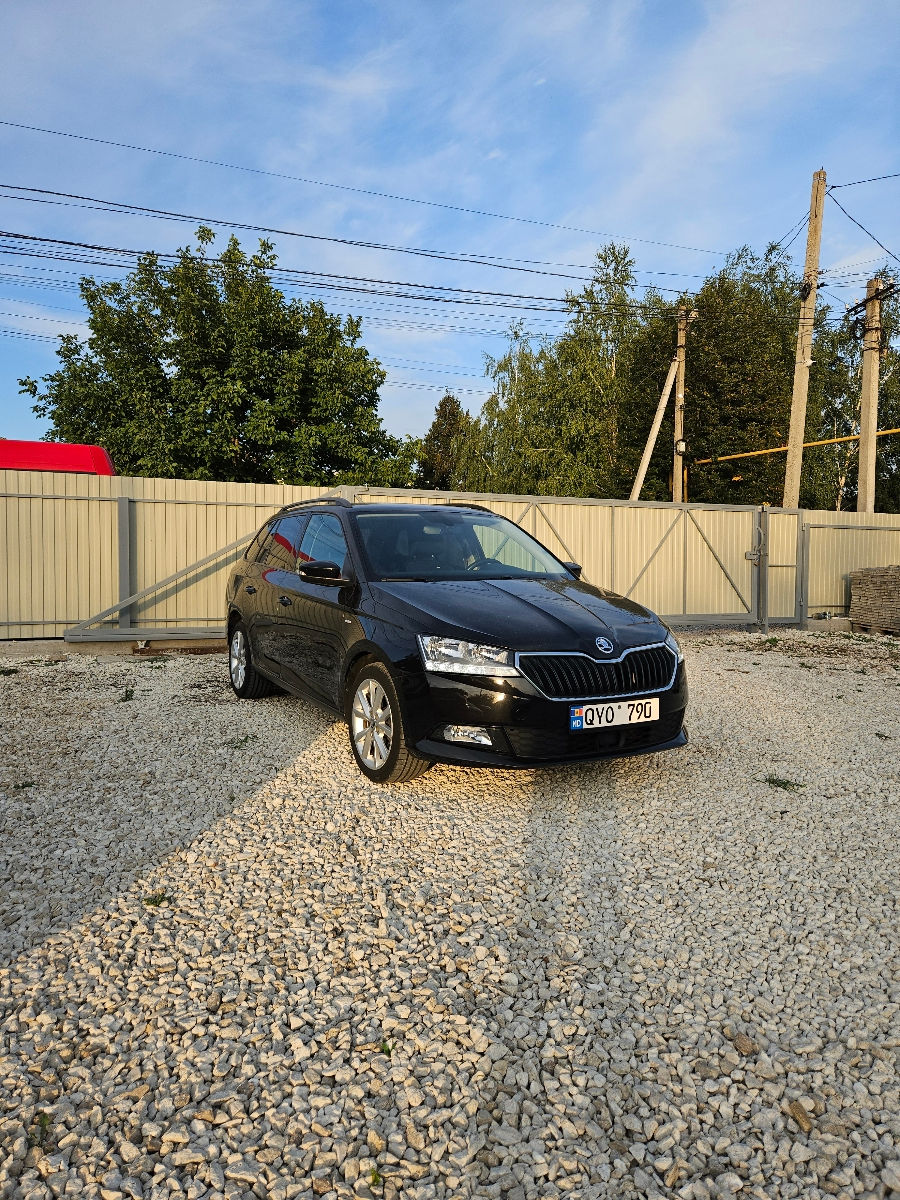 Skoda Fabia foto 2